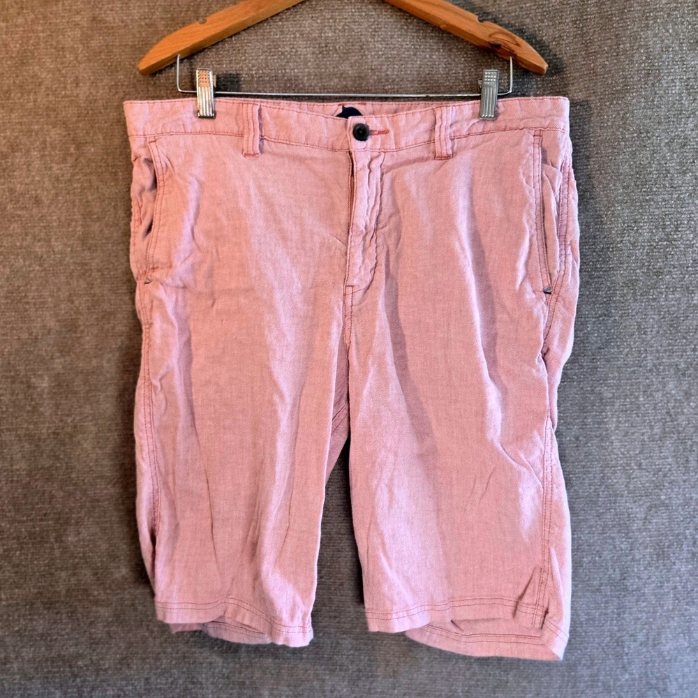 Tommy Bahama Men's Pink Shorts Size 36 Flat Front Casual Summer